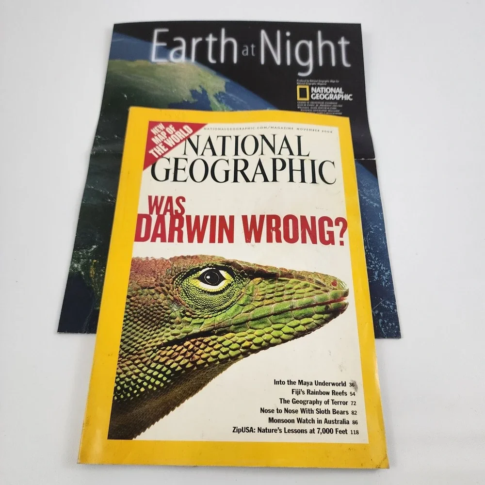 National Geographic Magazine  November 2004‎ With Map Insert